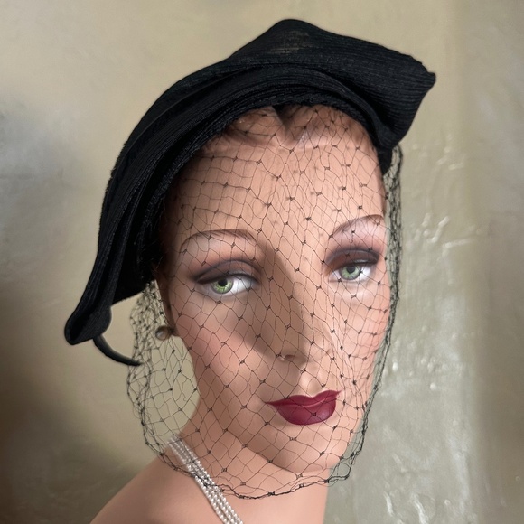 ENCHANTING 1930s' BLACK STRAW HAT - HALF BRIM + LONG CURLY FEATHER + FULL VEIL